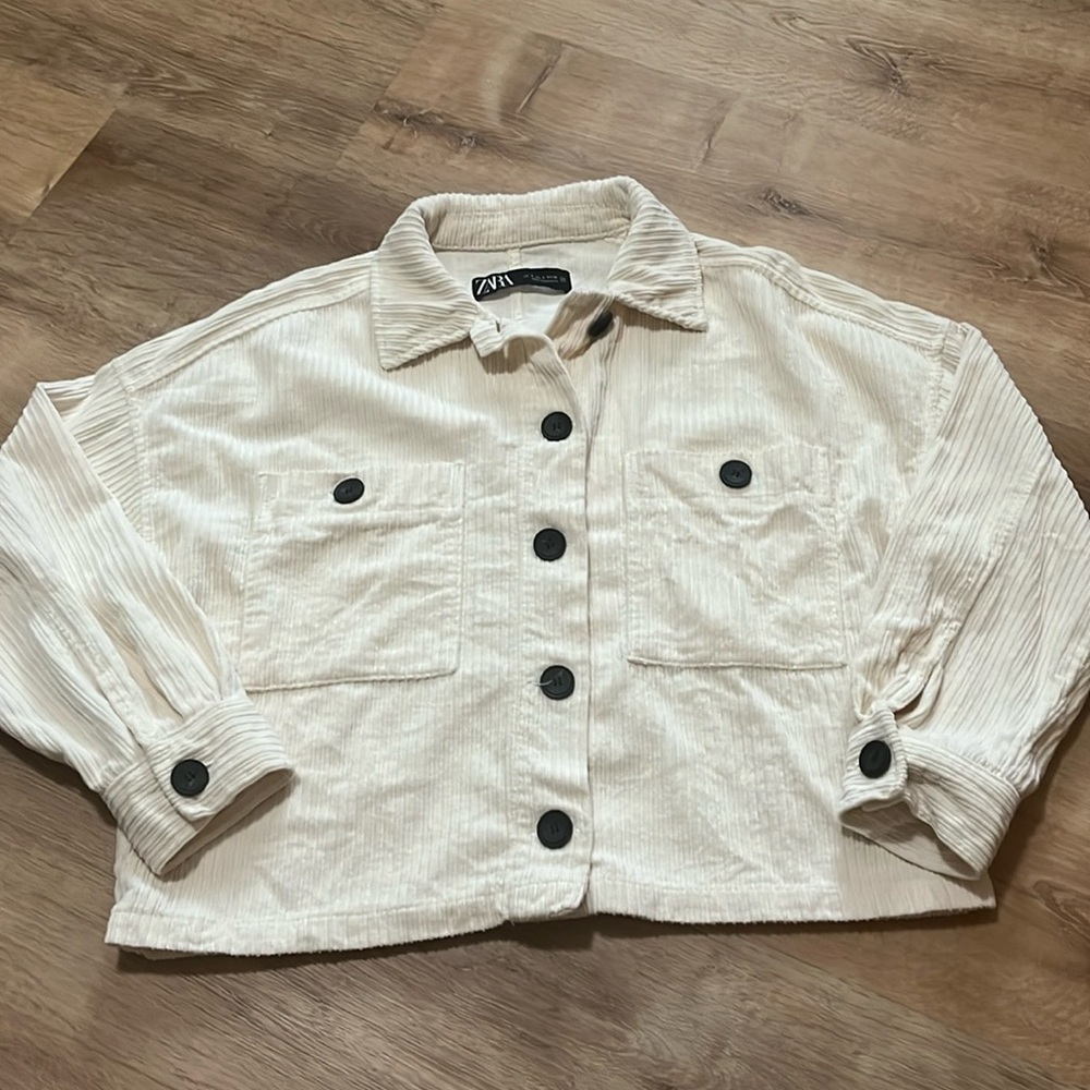 Zara Small Ivory Soft Corduroy Boxy Button Up Cro… - image 1